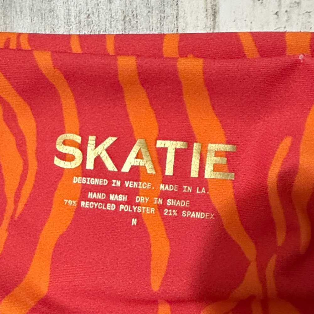Skatie Nicole One Piece Swim Suit in Mauna Loa Size Medium. New - Picture 10 of 11